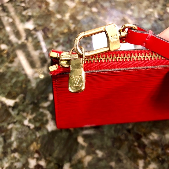 Authentic Louis Vuitton Red Epi Pochette - Picture 5 of 8